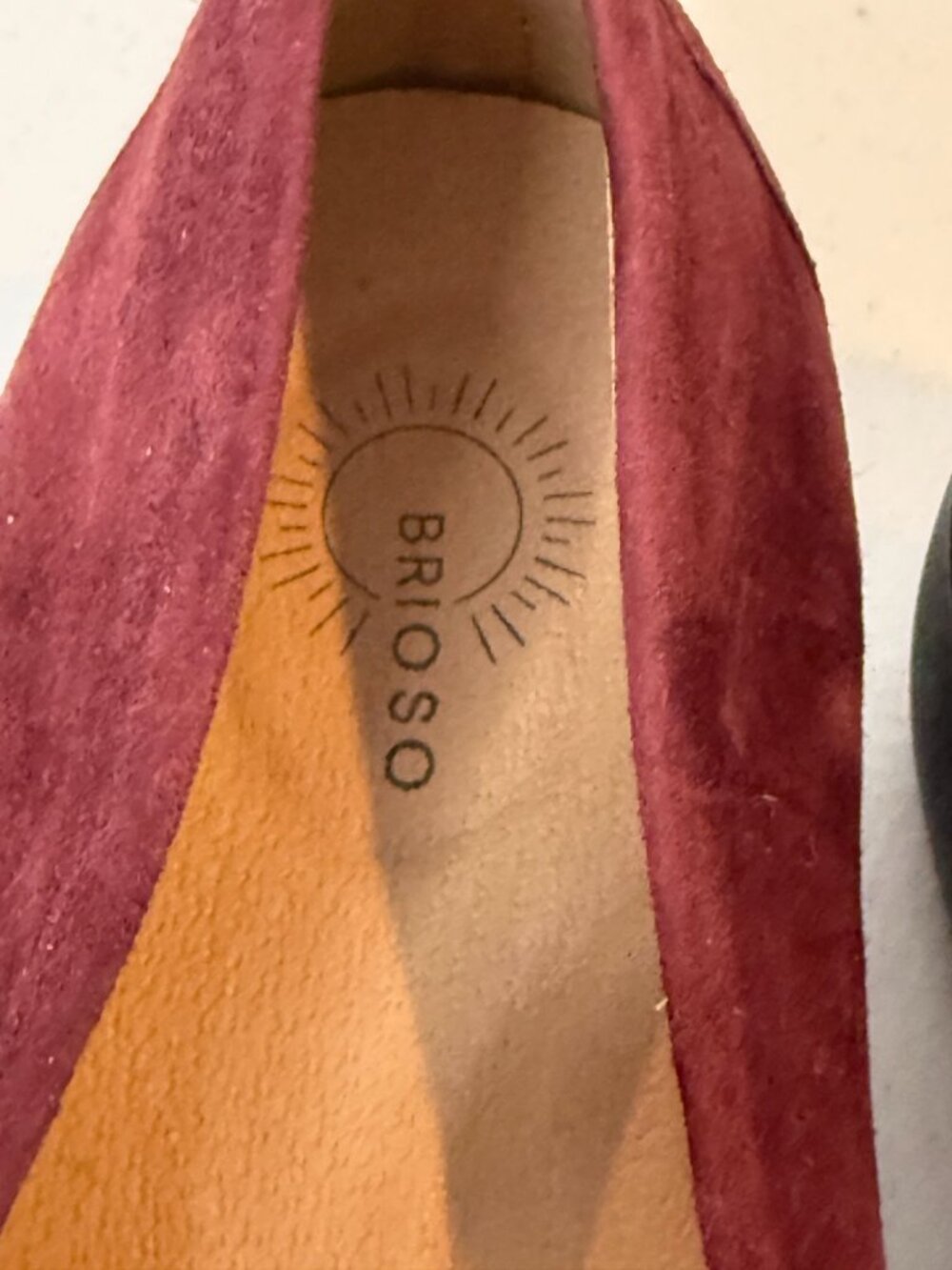 Brioso Burgundy Suede Wedge Slip On Shoes Size 10 - Picture 4 of 8